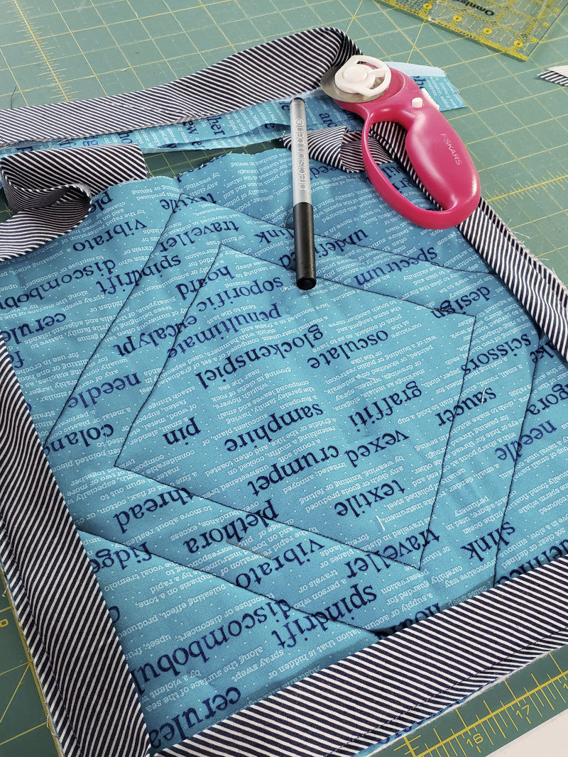 Mug rug binding Mug rug binding