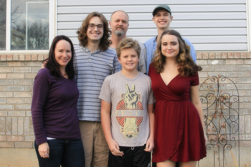 IMG_2144 family edit 4x6 IMG_2144 family edit 4x6